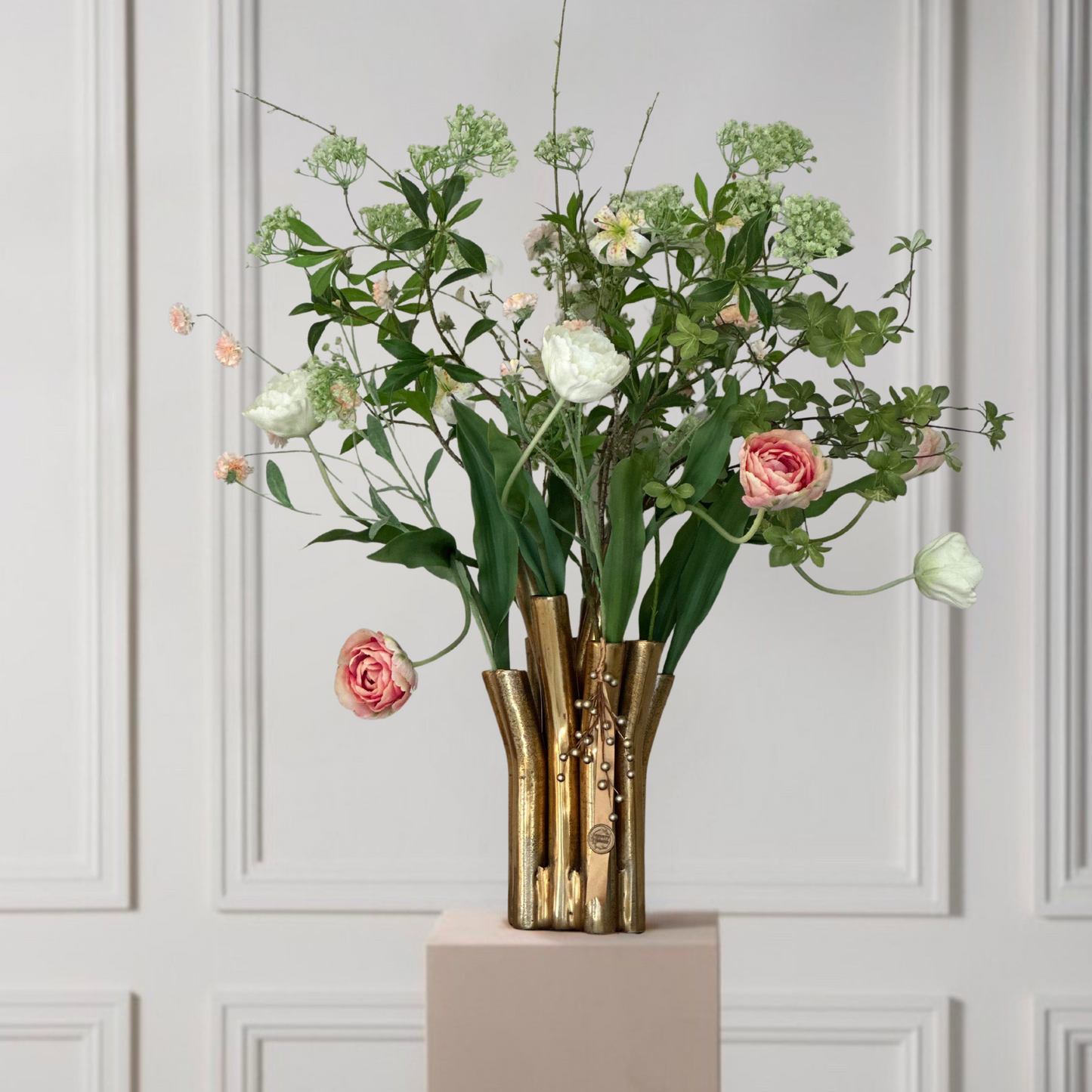 BDD SIGNATURE VASE No6